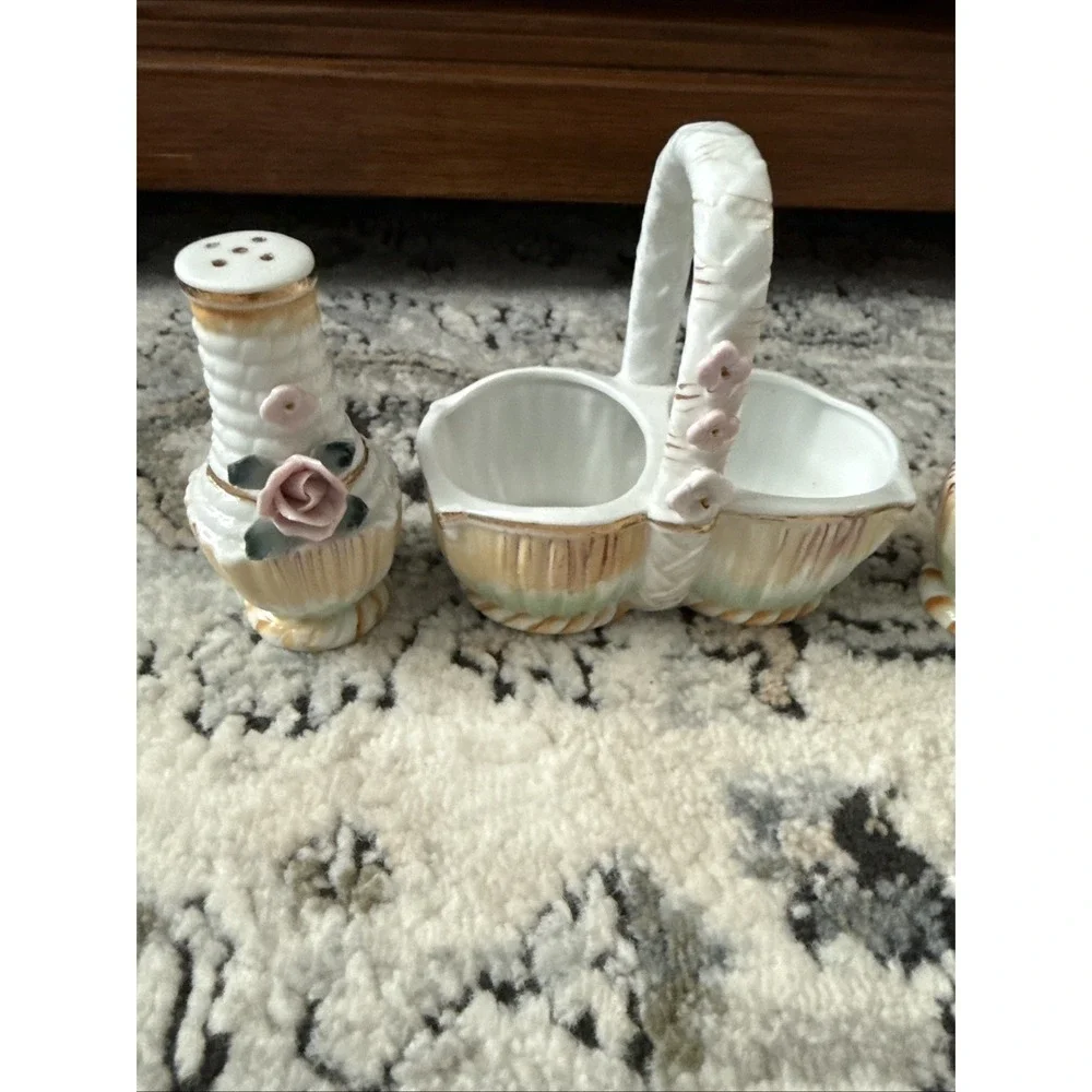 Vintage Salt And Pepper Shakers With Caddy  White Pink Roses Cottage Ceramic